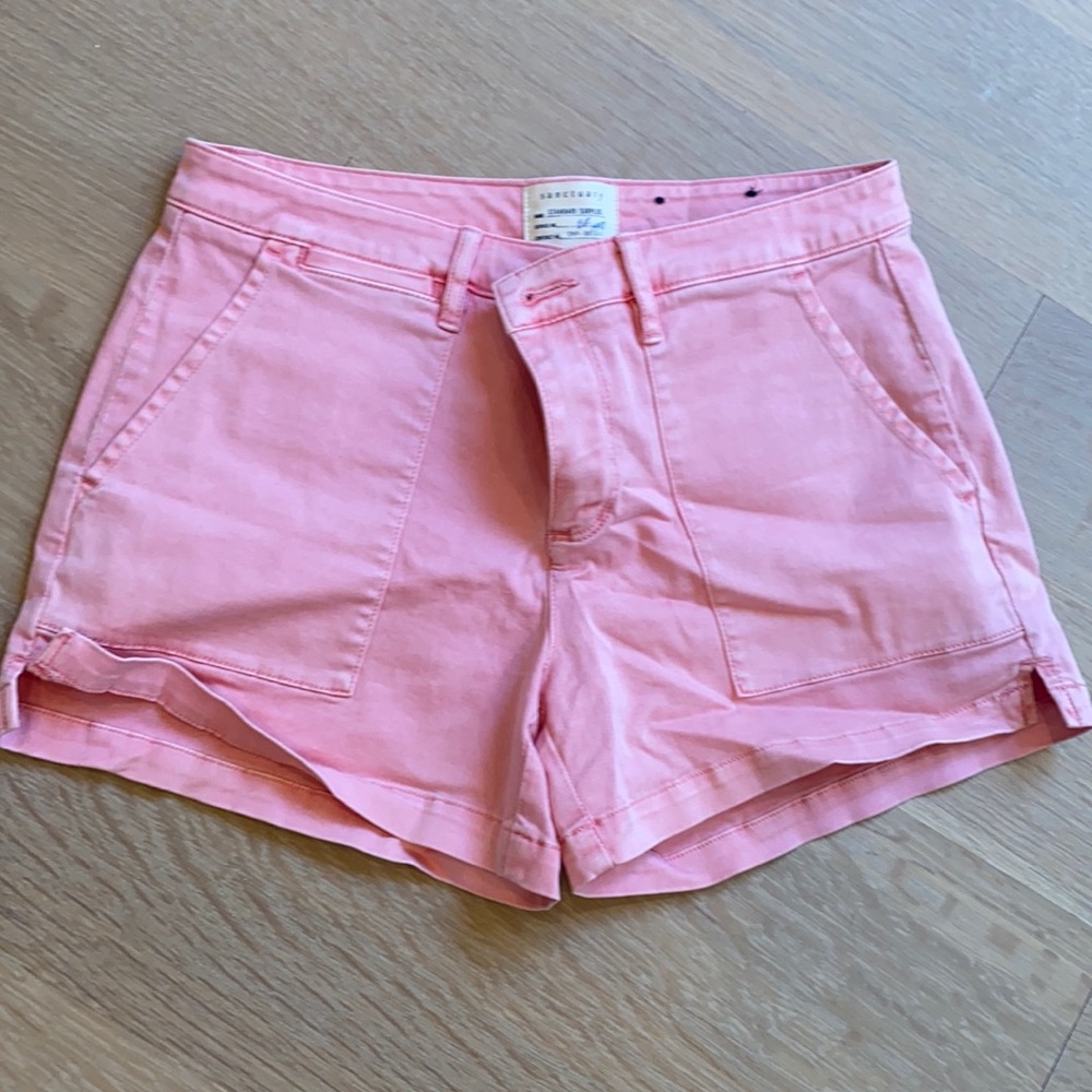 Sanctuary pink shorts. Size 25. Brand new!